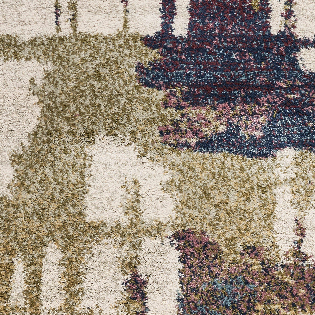 7' x 9'  Polypropylene Ivory  Area Rug