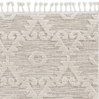 5inches x 8inches Ivory or Beige Geometric Diamond Indoor Area Rug