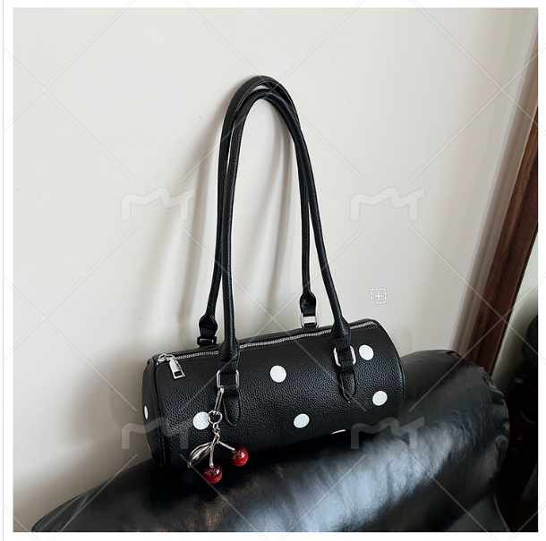 Cylindrical Women's Bag with Pendant