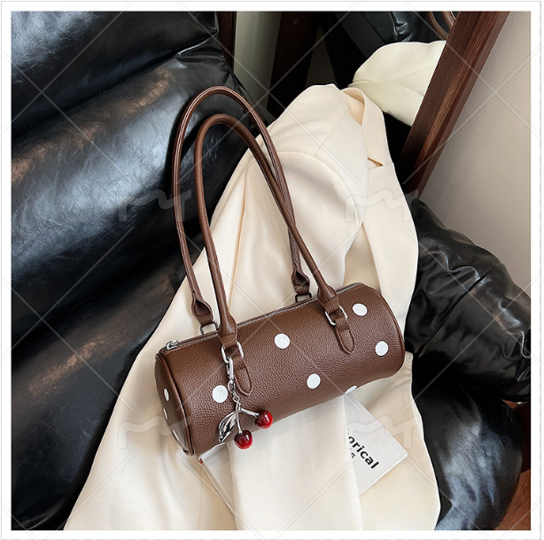 Cylindrical Women's Bag with Pendant